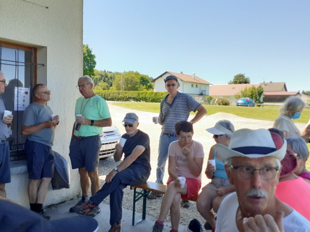 2022-07-15 - Randonnée Montandon - Apéro 02